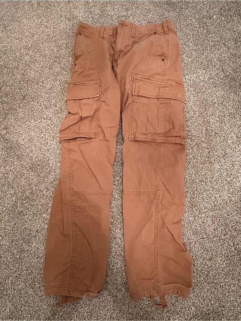 Old Navy Men's Cargo Pants in Rust Brown